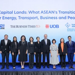 ยูโอบี ประเทศไทย และเดอะ บิสสิเนส ไทมส์ เปิดเวที Sustainability Impact Dialogue ถกบทบาทเงินทุนในการขับเคลื่อนการเปลี่ยนผ่านสู่ความยั่งยืนของอาเซียน ผู้นำภาครัฐ ภาคธุรกิจ และภาคการเงินร่วมแลกเปลี่ยนมุมมองถึงปัจจัยสำคัญในการสนับสนุนการลงทุนที่ช่วยเสริมความสามารถในการแข่งขัน สร้างความยืดหยุ่น และขับเคลื่อนการเติบโตอย่างยั่งยืนในภูมิภาค